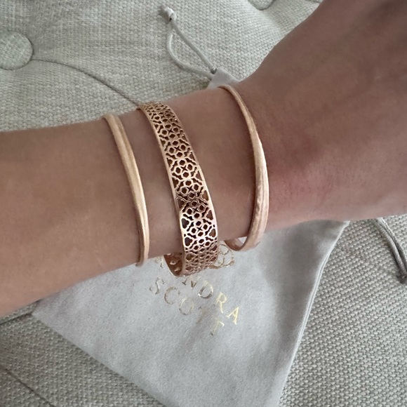 Kendra Scott bracelet stack - Picture 2 of 4